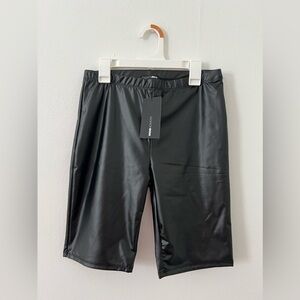 ‼️FINAL SALE MUST GO‼️🩷✨NWT BIKE SHORTS SIZE “M”✨🩷‎